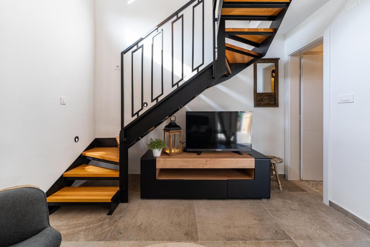 Holiday Home - Villa Thorak Anic Bagian luar foto