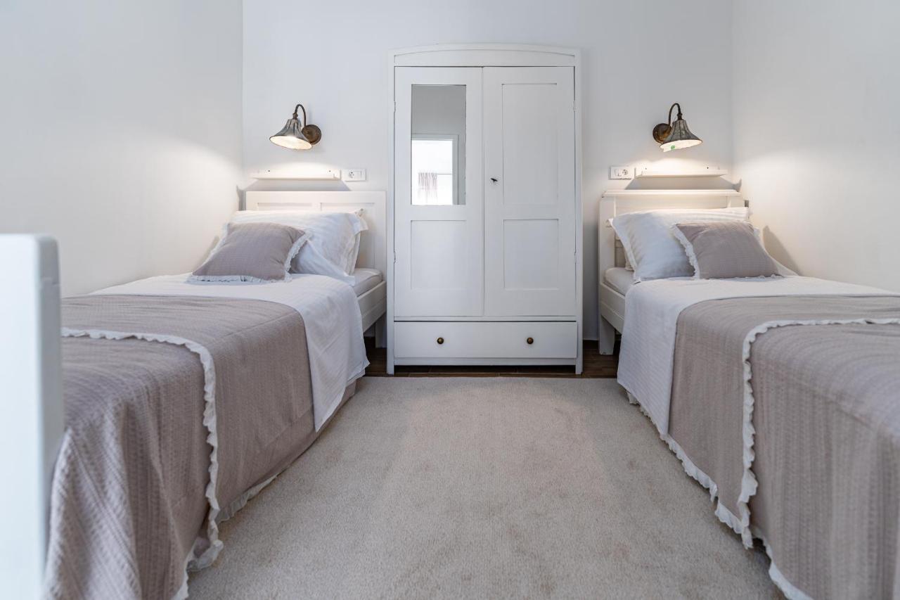 Holiday Home - Villa Thorak Anic Bagian luar foto