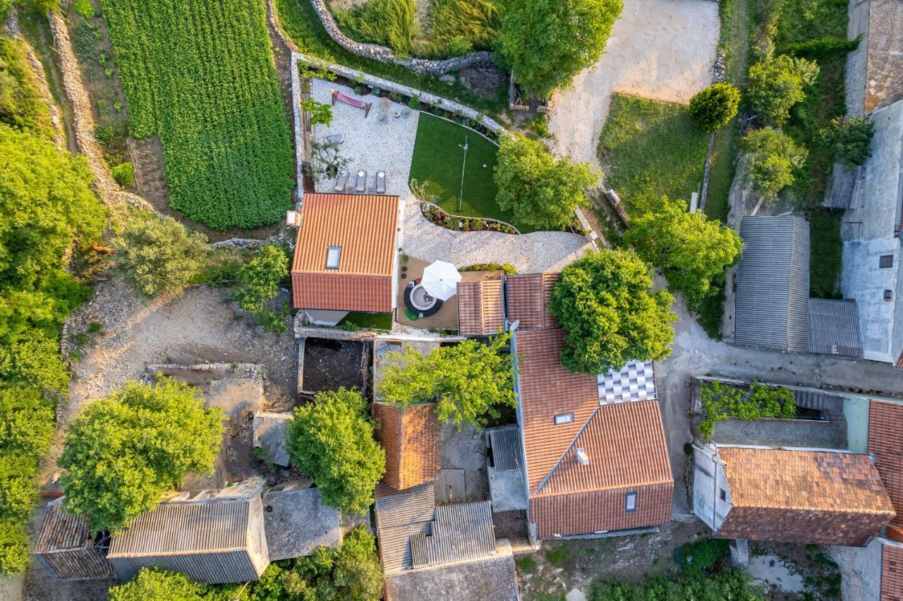 Holiday Home - Villa Thorak Anic Bagian luar foto
