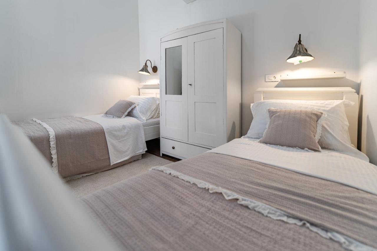 Holiday Home - Villa Thorak Anic Bagian luar foto
